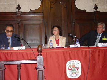 De izquierda a derecha Mariano Sánchez, Violeta Demonte y Pedro Miguel Echenique