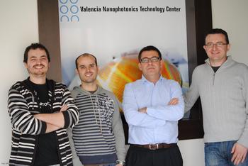 Equipo de nanofotónica de la Universidad Politécnica de Valencia.