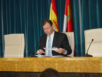Antonio Silván en la rueda de prensa posterior al Consejo de Gobierno