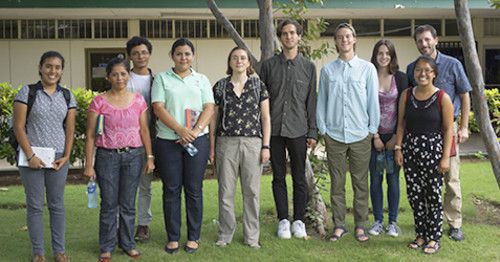 El grupo de estudiantes de la Universidad de Seattle, Estados Unidos, en Nicaragua. FOTO: UCA