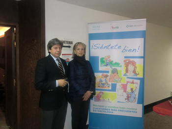Juan Jesús Cruz y Carmen Suárez, en la presentación de la campaña.