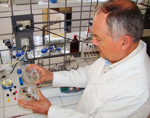 Laboratorio de Investigación en Procesos del Departamento de Química de la Universidad de Antofagasta (UA).