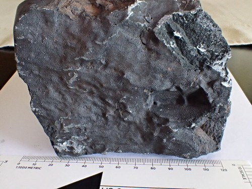 En total fueron recuperados 27 kilos de fragmentos del meteorito por los vecinos de Aguas Zarcas/Paulo Ruiz Cubillo