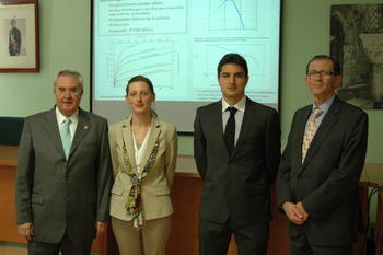 Gutiérrez Bravo y los miembros del tribunal de su tesis (FOTO: ULE).