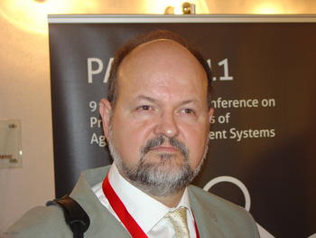 Yves Demazeau, experto en inteligencia artificial en red.