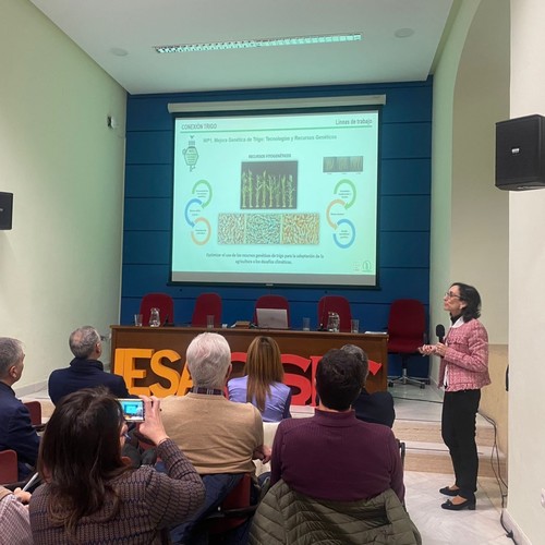 Rosa Morcuende presenta la iniciativa en Córdoba. /IRNASA-CSIC.