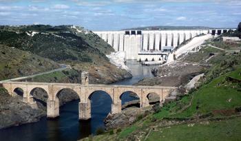 Central hidráulica situada en el río Tajo (Foto: Iberdrola)