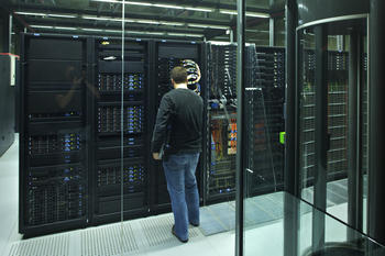 El superordenador Mare Nostrum (Centro Nacional de Supercomputación de Barcelona). Foto: CSIC.