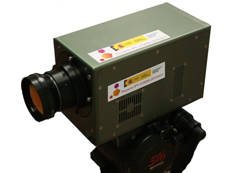 Prototype of an infrared multispectral image system equipped with an interferential filter wheel for the detection of different gases. UC3M.