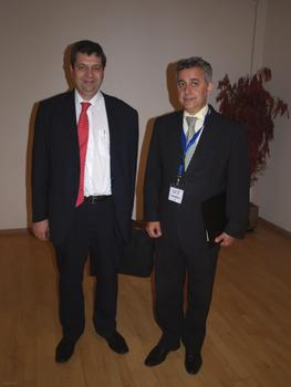 Los expertos en miocardiopatías Antonio López Farré, a la izquierda,  y José María Villalón.