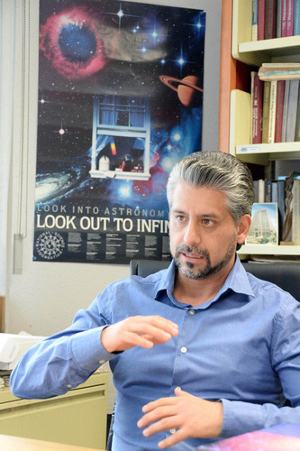Vladimir Ávila-Reese, investigador del Instituto de Astronomía de la UNAM. FOTO: UNAM.
