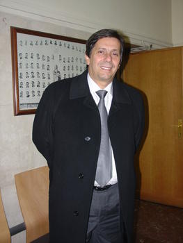 El doctor Paulo Ferrara, director del Center for Advanced Ophthalmology de Belo Horizonte en Brasil