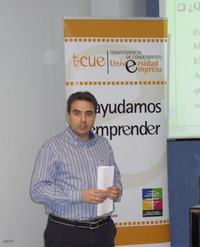 El investigador de la Universidad de Valladolid David de la Fuente.