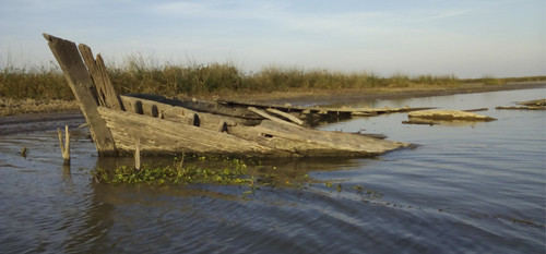 Buque mercante que naufragó en 1921 en el río Paraná/Agencia CTyS-UNLaM