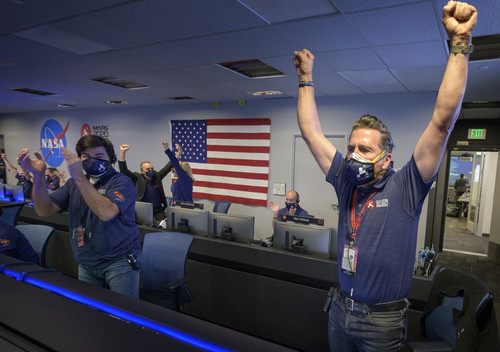 El equipo de la misión MARS 2020 celebra la llegada de Perseverance a Marte/NASA