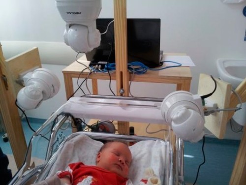 Un software detecta expresiones de dolor en recién nacidos. FOTO: FAPESP.