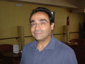 Javier del Pino, profesor del Departamento de Medicina de la Universidad de Salamanca y jefe del Servicio de Reumatología del Hospital Clínico Universitario
