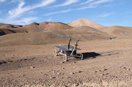 Pruebas del rover de la NASA en el desierto de Atacama, análogo terrestre/Prof Stephen B. Pointing
