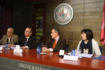 Presentación del Instituto de Investigaciones de Matemáticas de la Universidad de Valladolid (IMUVA) FOTO: Carlos Barrena.