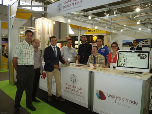 Juan Manuel Corchado, con los emprendedores del Parque Científico.