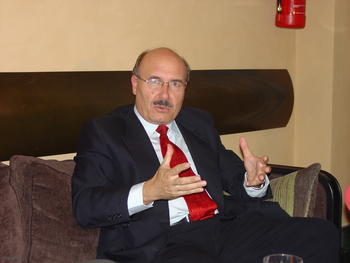 Rafael Rebolo López, investigador del Instituto de Astrofísica de Canarias.