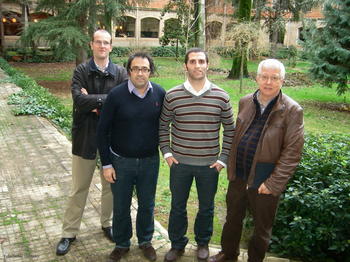 De izquierda a derecha, Roberto Rodríguez (AFA Salamanca), Bernardino Fernández, Israel Contador y Francisco Ramos (los tres últimos, de la Universidad de Salamanca).