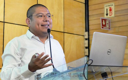 Gerardo Leyva Gómez, de la Facultad de Química de la UNAM. 