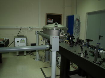 El compresor, una parte del nuevo láser de teravatio de la Universidad de Salamanca