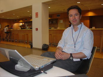 Juan Ignacio Cirac, con su ordenador.