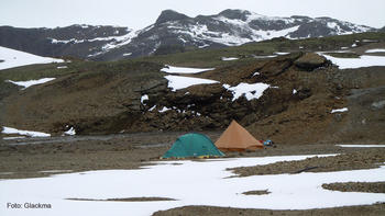 Acampada de Glackma en la Antártida (Foto: Glackma).