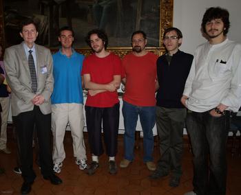 Algunos de los participantes en la reunión sobre tecnología de láser de petavatio en Salamanca.