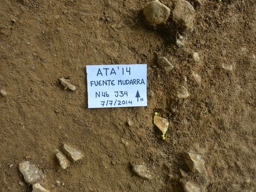 Restos de tecnología propia de los neandertales hallada en el yacimiento de Fuente Mudarra. Marta Navazo/EIA