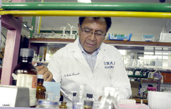 Andrés Navarrete Castro, de la Facultad de Química (FQ), en colaboración con científicos del Instituto de Biología (IB) de la UNAM.