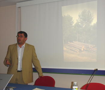 El ingeniero de Montes durante su intervención en Valladolid