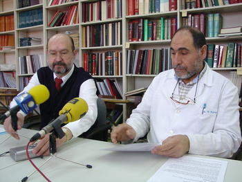 Miguel Merchán (Izda.) y Javier Yajeya durante la presentación de las jornadas