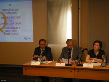 El consejero de Sanidad, Javier Álvarez Guisasola (centro), junto a responsables de la Dirección General de Planificación, Calidad, Ordenación y Formación.