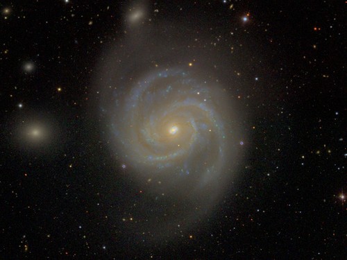 Galaxia espiral Messier 100 (NGC 4321). Créditos: 