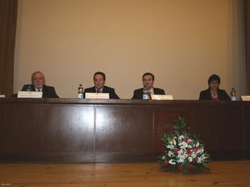 De izquierda a derecha, Emiliano Jiménez, Juan Manuel Corchado, José Ramón Alonso y Mercedes Suárez.