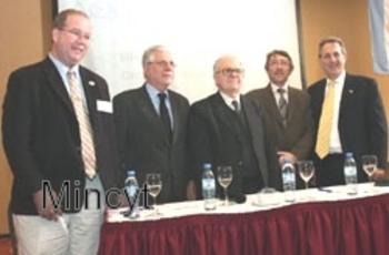 Eric Lindstrom, Emb. Vittorio Taccetti, Conrado Franco Varotto, Alejandro Ceccatto y  Earl Anthony Wayne