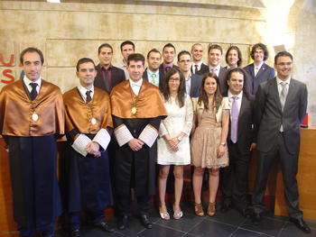 Primera promoción del Máster en Informática Móvil y Tarjetas Inteligentes (MIMO) de la Universidad Pontificia de Salamanca.