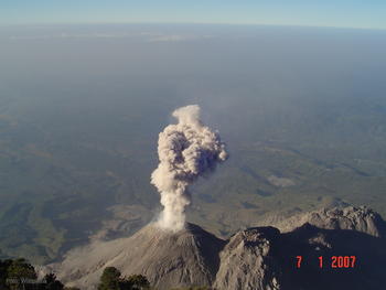 Volcán Santiaguito (Quetzaltenango, Guatemala).