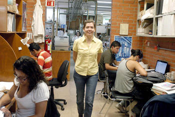 Alicia Palomares Aguilera, investigadora del Instituto de Biotecnología (IBT) de la UNAM.