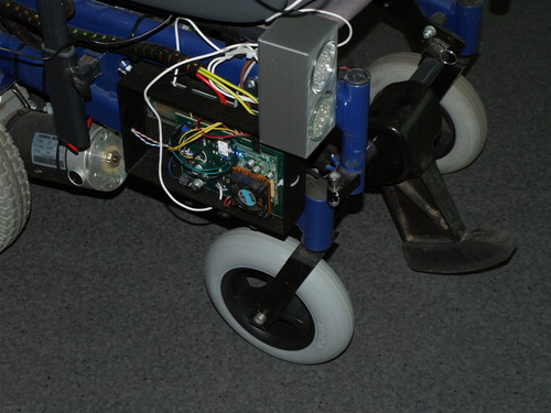 Detalle del sistema incorporado a la silla de ruedas.