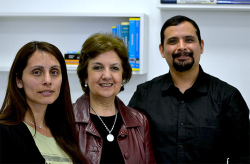 Algunos autores del estudio, Susana Salva, Susana Alvarez y Julio Villena, del CERELA/Agencia CYTA