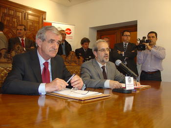 Francisco Javier Álvarez Guisasola, a la izquierda, y Daniel Hernández Ruipérez.
