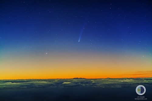 Imagen del Cometa ISON la madrugada del 22 de noviembre (6:20UT). Créditos: J.C. Casado-IAC.